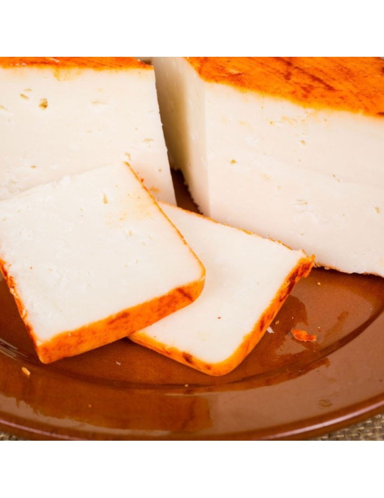 Comprar queso de cabra al pimentón de "Queval" en Hermanos Hoyos.